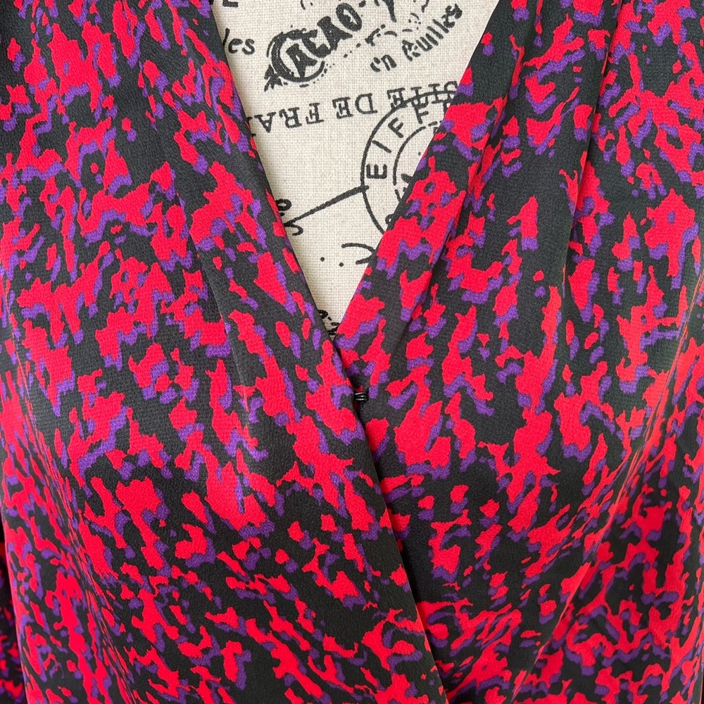 Express Blouse - Picture 5 of 15